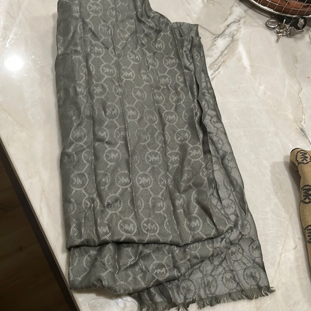 Michael Kors scarf